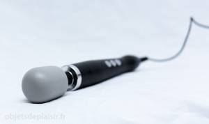 objetsdeplaisir-test-doxy-wand-massager-9